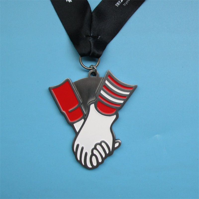 Medale triathlonowe zaprojektuj swój własny sportowy medal ze wstążką